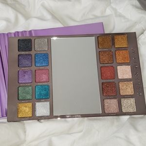 Urban Decay Heavy Metals eyeshadow palette (L.E.)